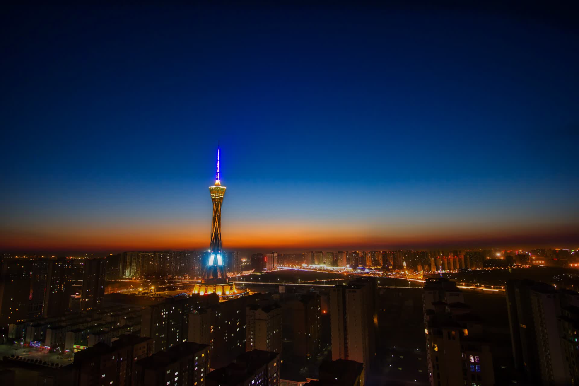 世界体操团体赛媒体报道深度增加，世界体操锦标赛